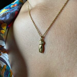 18K Gold Plated Venus Goddess Pendant Necklace 16–18” Adjustable Stainless Steel